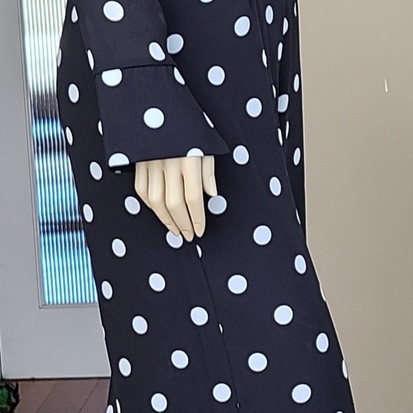 NAKED WARDROBE - Picture 3 of 9